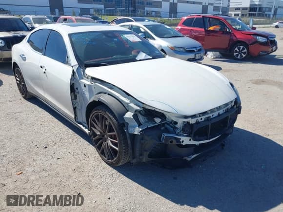 ✅ 2017 Maserati Ghibli S Q4 • VIN: ZAM57RTS4H1242343 • Lot: 43577655. Wystawiony na IAAI z przebiegiem 44 470 mil. Bezpłatny archiwum sprzedaży aukcyjnych z USA i szczegółowy raport historii pojazdu na DreamBid. Zdjęcie 1.