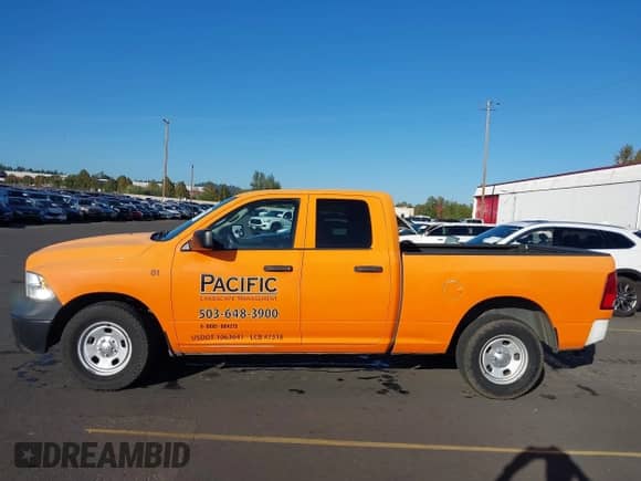 2014 Ram 1500 Express z VIN 1C6RR6FT3ES264091, wystawiony jako IAAI lot #43295229 z przebiegiem 131 231 mil mil oraz . Historia ofert i sprzedaży dostępna na DreamBid. Obrazek 15.