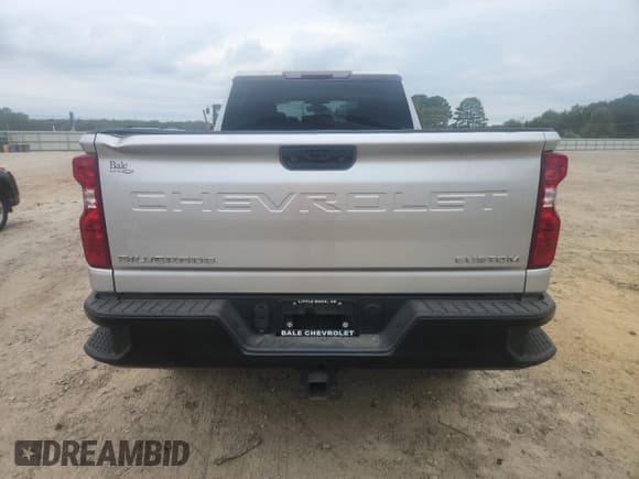 ✅ 2023 Chevrolet Silverado 2500HD Custom • VIN: 2GC4YMEY1P1727467 • Лот: 70299495. Опубликован ранее на Copart с пробегом 242 482 миль. Бесплатный доступ к архиву аукционных продаж из США и подробный отчёт об истории автомобиля на DreamBid. Изображение 6.