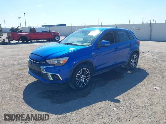 2018 Mitsubishi Outlander SE z VIN JA4AP3AWXJZ036094, wystawiony jako IAAI lot #43423077 z przebiegiem 278 631 mil mil oraz . Historia ofert i sprzedaży dostępna na DreamBid. Obrazek 17.
