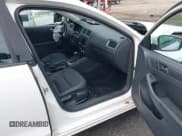 ✅ 2011 Volkswagen Jetta SE • VIN: 3VWDZ7AJ2BM359192 • Lot: 43283707. Wystawiony na IAAI z przebiegiem 72 217 mil. Bezpłatny archiwum sprzedaży aukcyjnych z USA i szczegółowy raport historii pojazdu na DreamBid. Zdjęcie 5.