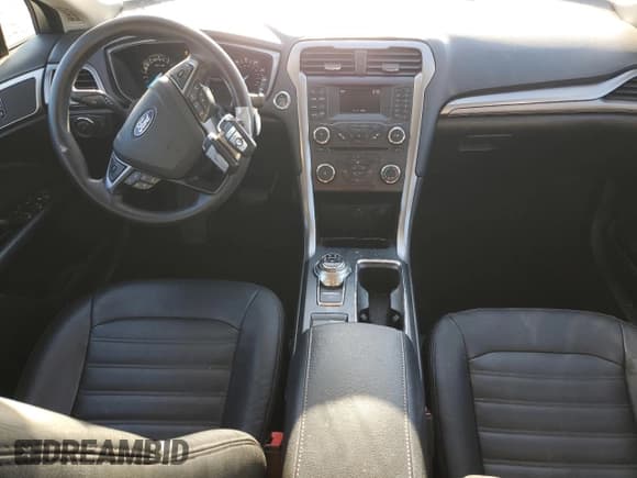 ✅ 2017 Ford Fusion SE • VIN: 3FA6P0H77HR112707 • Lot: 91091845. Wystawiony na Copart z przebiegiem 116 022 mil. Bezpłatny archiwum sprzedaży aukcyjnych z USA i szczegółowy raport historii pojazdu na DreamBid. Zdjęcie 8.