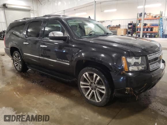 ✅ 2012 Chevrolet Suburban LTZ • VIN: 1GNSKKE76CR141134 • Lot: 80113874. Wystawiony na Copart z przebiegiem 278 536 mil. Bezpłatny archiwum sprzedaży aukcyjnych z USA i szczegółowy raport historii pojazdu na DreamBid. Zdjęcie 4.