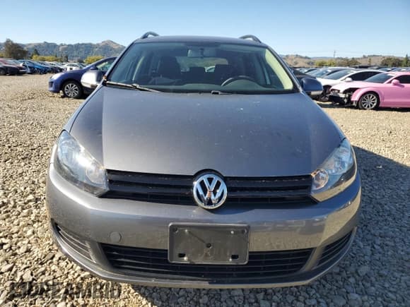 ✅ 2011 Volkswagen Jetta S • VIN: 3VWPZ7AJ9BM645621 • Lot: 90436985. Listed on Copart with 111,935 mi. Free auction sales archive from the USA and detailed vehicle history report at DreamBid. Image 5.