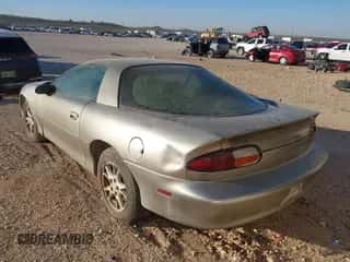 2002 Chevrolet Camaro z VIN 2G1FP22K722104964, wystawiony jako IAAI lot #41838280 z przebiegiem 202 610 mil mil oraz . Historia ofert i sprzedaży dostępna na DreamBid. Obrazek 3.