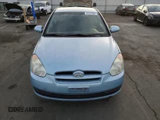 ✅ 2007 Hyundai Accent GS • VIN: KMHCM36C17U051588 • Лот: 81412584. Опубликован ранее на Copart с пробегом 217 625 миль. Бесплатный доступ к архиву аукционных продаж из США и подробный отчёт об истории автомобиля на DreamBid. Изображение 5.