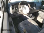 ✅ 2014 Nissan NV S • VIN: 1N6BF0KL9EN108123 • Lot: 52351175. Wystawiony na Copart z przebiegiem 195 767 mil. Bezpłatny archiwum sprzedaży aukcyjnych z USA i szczegółowy raport historii pojazdu na DreamBid. Zdjęcie 8.