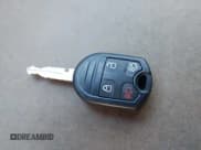 ✅ 2008 Mercury Sable • VIN: 1MEHM40W88G612872 • Lot: 41549544. Wystawiony na IAAI z przebiegiem 109 677 mil. Bezpłatny archiwum sprzedaży aukcyjnych z USA i szczegółowy raport historii pojazdu na DreamBid. Zdjęcie 11.