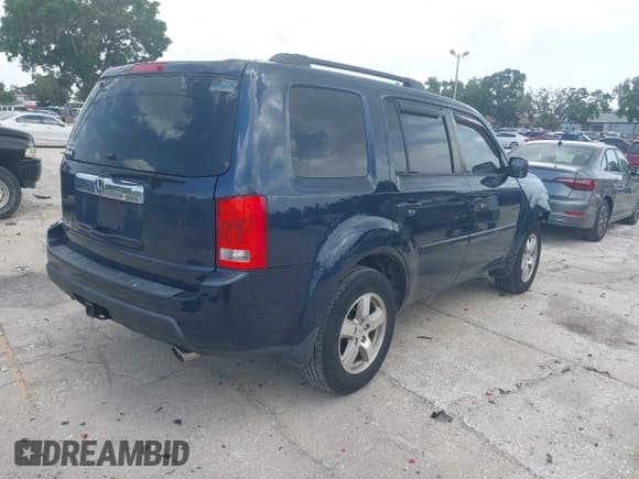 ✅ 2011 Honda Pilot EX-L • VIN: 5FNYF3H7XBB055645 • Лот: 42502317. Опубликован ранее на IAAI с пробегом 117 723 миль. Бесплатный доступ к архиву аукционных продаж из США и подробный отчёт об истории автомобиля на DreamBid. Изображение 4.