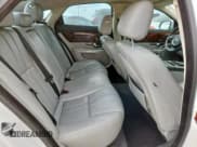 ✅ 2013 Jaguar XJ • VIN: SAJWA1C7XD8V57304 • Лот: 92613725. Опубликован ранее на Copart с пробегом 143 736 миль. Бесплатный доступ к архиву аукционных продаж из США и подробный отчёт об истории автомобиля на DreamBid. Изображение 10.