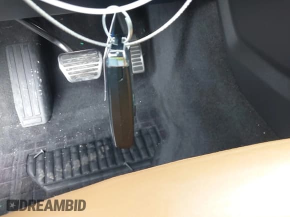 ✅ 2018 Land Rover Range Rover Sport • VIN: SALWR2RE3JA182033 • Lot: 41888457. Listed on IAAI with 103,941 mi. Free auction sales archive from the USA and detailed vehicle history report at DreamBid. Image 11.