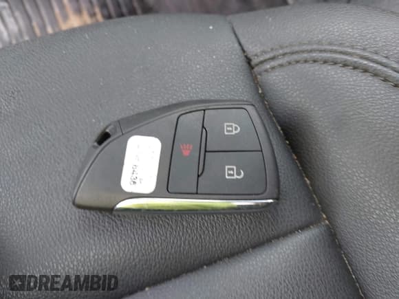 ✅ 2024 Chevrolet Silverado 2500HD • VIN: 1GB2YLE73RF353100 • Лот: 43300422. Опубликован ранее на IAAI с пробегом 15 169 миль. Бесплатный доступ к архиву аукционных продаж из США и подробный отчёт об истории автомобиля на DreamBid. Изображение 11.