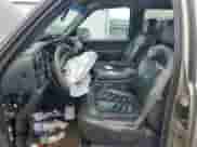 2001 Chevrolet Silverado 1500 LS с VIN 1GCEK19T41Z189543, выставлен на аукционе Copart как лот 62922784 с пробегом 157 821 миль миль и Списание • Salvage title. История ставок и продаж доступна на DreamBid. Изображение 7.