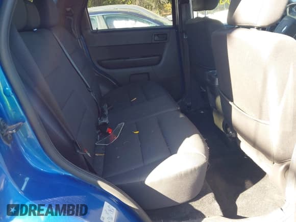 ✅ 2011 Ford Escape XLT • VIN: 1FMCU9D74BKA51842 • Лот: 43370302. Опубликован ранее на IAAI с пробегом 130 966 миль. Бесплатный доступ к архиву аукционных продаж из США и подробный отчёт об истории автомобиля на DreamBid. Изображение 8.