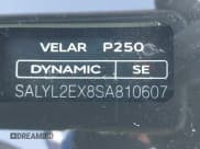 ✅ 2025 Land Rover Range Rover Velar Dynamic SE • VIN: SALYL2EX8SA810607 • Lot: 41568626. Listed on IAAI with 565 mi. Free auction sales archive from the USA and detailed vehicle history report at DreamBid. Image 9.