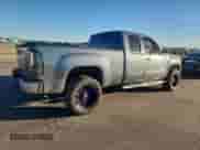 2010 GMC Sierra 1500 SLE z VIN 1GTSCVEA6AZ127573, wystawiony jako Copart lot #82626585 z przebiegiem 143 423 mil mil oraz Szkoda całkowita • Salvage title. Historia ofert i sprzedaży dostępna na DreamBid. Obrazek 3.
