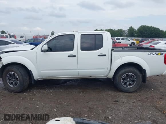 ✅ 2018 Nissan Frontier SV • VIN: 1N6AD0EV2JN713304 • Lot: 43231652. Listed on IAAI with 162,298 mi. Free auction sales archive from the USA and detailed vehicle history report at DreamBid. Image 15.