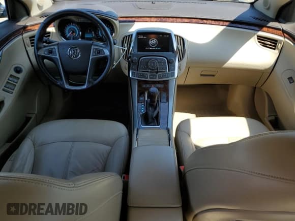 ✅ 2013 Buick LaCrosse Leather • VIN: 1G4GC5ERXDF201509 • Lot: 54270045. Listed on Copart with 136,859 mi. Free auction sales archive from the USA and detailed vehicle history report at DreamBid. Image 8.