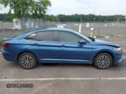 ✅ 2021 Volkswagen Jetta S • VIN: 3VWC57BUXMM086358 • Lot: 42998345. Wystawiony na IAAI z przebiegiem 59 640 mil. Bezpłatny archiwum sprzedaży aukcyjnych z USA i szczegółowy raport historii pojazdu na DreamBid. Zdjęcie 13.
