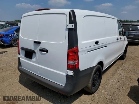 ✅ 2017 Mercedes-Benz Metris Cargo • VIN: WD3PG2EA7H3205245 • Лот: 66088315. Опубликован ранее на Copart с пробегом 138 754 миль. Бесплатный доступ к архиву аукционных продаж из США и подробный отчёт об истории автомобиля на DreamBid. Изображение 3.