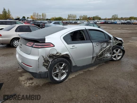 ✅ 2015 Chevrolet Volt • VIN: 1G1RA6E41FU124131 • Lot: 86609425. Listed on Copart with 232,081 mi. Free auction sales archive from the USA and detailed vehicle history report at DreamBid. Image 3.