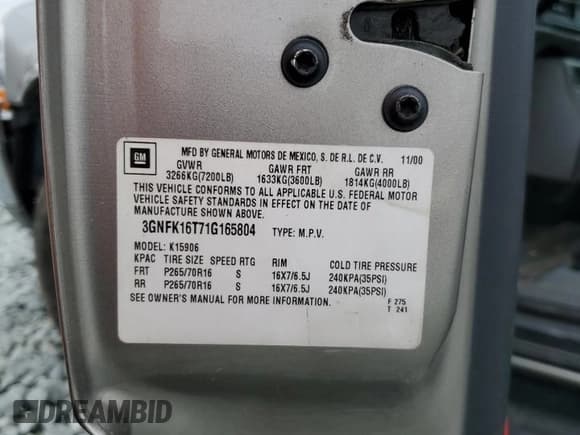 ✅ 2001 Chevrolet Suburban LT • VIN: 3GNFK16T71G165804 • Лот: 51233275. Опубликован ранее на Copart с пробегом Не указан. Бесплатный доступ к архиву аукционных продаж из США и подробный отчёт об истории автомобиля на DreamBid. Изображение 15.