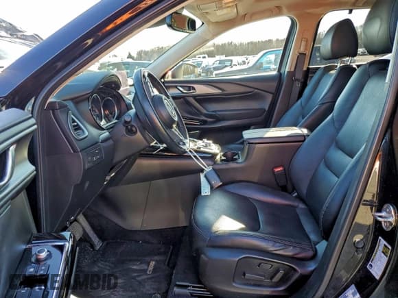 ✅ 2020 Mazda CX-9 Touring • VIN: JM3TCBCY4L0406117 • Lot: 94709535. Wystawiony na Copart z przebiegiem 69 727 mil. Bezpłatny archiwum sprzedaży aukcyjnych z USA i szczegółowy raport historii pojazdu na DreamBid. Zdjęcie 7.