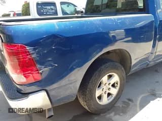 ✅ 2010 Dodge 1500 ST • VIN: 1D7RB1GP3AS206273 • Lot: 42621358. Wystawiony na IAAI z przebiegiem 55 561 mil. Bezpłatny archiwum sprzedaży aukcyjnych z USA i szczegółowy raport historii pojazdu na DreamBid. Zdjęcie 6.