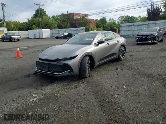 ✅ 2024 Toyota Crown Platinum • VIN: JTDAFAAF5R3007808 • Лот: 81782045. Опубликован ранее на Copart с пробегом 15 898 миль. Бесплатный доступ к архиву аукционных продаж из США и подробный отчёт об истории автомобиля на DreamBid. Изображение 13.