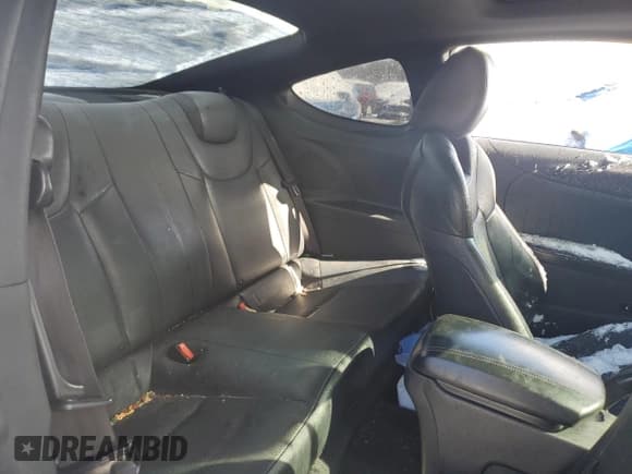 ✅ 2015 Hyundai Genesis Coupe Ultimate • VIN: KMHHU6KJ9FU130971 • Lot: 45268255. Wystawiony na Copart z przebiegiem 182 628 mil. Bezpłatny archiwum sprzedaży aukcyjnych z USA i szczegółowy raport historii pojazdu na DreamBid. Zdjęcie 10.