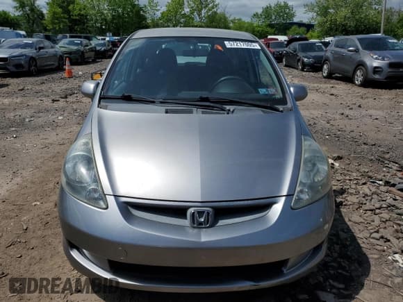 ✅ 2007 Honda Fit • VIN: JHMGD38457S043676 • Lot: 57217005. Listed on Copart with 208,480 mi. Free auction sales archive from the USA and detailed vehicle history report at DreamBid. Image 5.