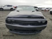 ✅ 2013 Dodge Challenger SXT • VIN: 2C3CDYAG0DH649377 • Lot: 49311435. Wystawiony na Copart z przebiegiem 174 087 mil. Bezpłatny archiwum sprzedaży aukcyjnych z USA i szczegółowy raport historii pojazdu na DreamBid. Zdjęcie 5.