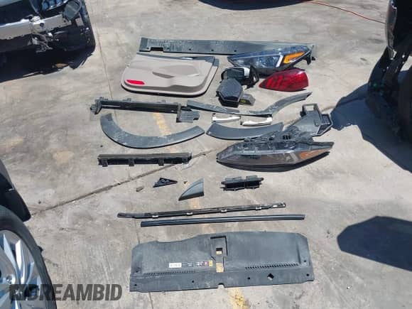 2019 Hyundai Tucson Value с VIN KM8J33A43KU913809, выставлен на аукционе IAAI как лот 42825075 с пробегом 53 389 миль миль и . История ставок и продаж доступна на DreamBid. Изображение 12.