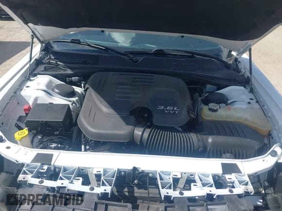 ✅ 2019 Dodge Challenger GT • VIN: 2C3CDZJGXKH715808 • Лот: 43305070. Опубликован ранее на IAAI с пробегом 44 217 миль. Бесплатный доступ к архиву аукционных продаж из США и подробный отчёт об истории автомобиля на DreamBid. Изображение 10.