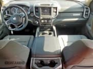 ✅ 2020 Ram 1500 Big Horn • VIN: 1C6SRFFT3LN252018 • Лот: 60532705. Опубликован ранее на Copart с пробегом 97 589 миль. Бесплатный доступ к архиву аукционных продаж из США и подробный отчёт об истории автомобиля на DreamBid. Изображение 8.