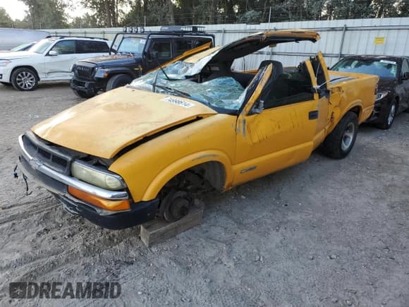 ✅ 2002 Chevrolet S-10 Fleet • VIN: 1GCCS195228196667 • Лот: 74998614. Опубликован ранее на Copart с пробегом Не указан. Бесплатный доступ к архиву аукционных продаж из США и подробный отчёт об истории автомобиля на DreamBid. Изображение 1.