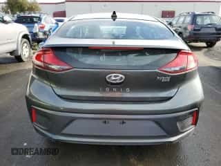 2020 Hyundai Ioniq Blue z VIN KMHC65LC8LU226066, wystawiony jako Copart lot #39155284 z przebiegiem 100 847 mil mil oraz . Historia ofert i sprzedaży dostępna na DreamBid. Obrazek 6.