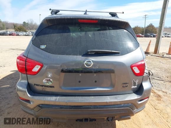 ✅ 2019 Nissan Pathfinder S • VIN: 5N1DR2MM3KC623917 • Lot: 41661193. Listed on IAAI with 92,345 mi. Free auction sales archive from the USA and detailed vehicle history report at DreamBid. Image 16.