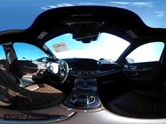 ✅ 2020 Mercedes-Benz E 63 S AMG • VIN: WDDZF8KB0LA750201 • Лот: 41266357. Опубликован ранее на IAAI с пробегом 55 876 миль. Бесплатный доступ к архиву аукционных продаж из США и подробный отчёт об истории автомобиля на DreamBid. Изображение 18.