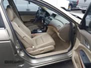 ✅ 2010 Honda Accord EX-L • VIN: 1HGCP2F85AA070267 • Lot: 43718730. Listed on IAAI with 302,410 mi. Free auction sales archive from the USA and detailed vehicle history report at DreamBid. Image 5.