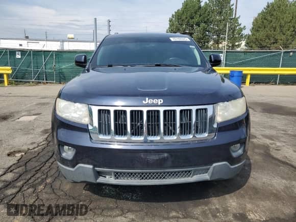 2011 Jeep Grand Cherokee Laredo z VIN 1J4RR4GG6BC507732, wystawiony jako Copart lot #70169325 z przebiegiem 147 308 mil mil oraz Czysty tytuł • Clean title. Historia ofert i sprzedaży dostępna na DreamBid. Obrazek 5.