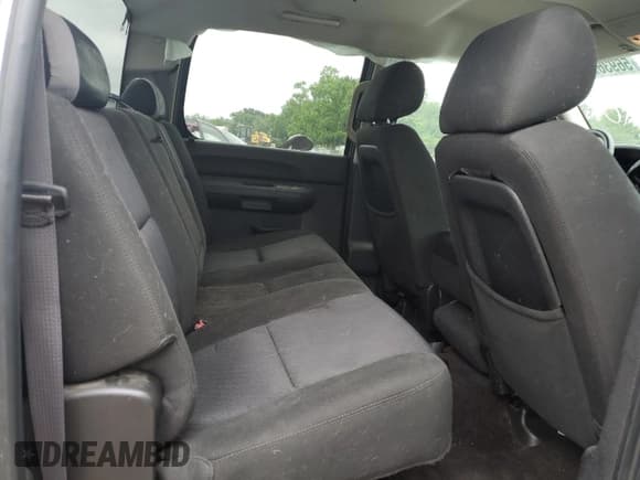 ✅ 2011 GMC Sierra 1500 SL • VIN: 3GTP2UEA2BG187645 • Lot: 56936775. Listed on Copart with 141,520 mi. Free auction sales archive from the USA and detailed vehicle history report at DreamBid. Image 10.