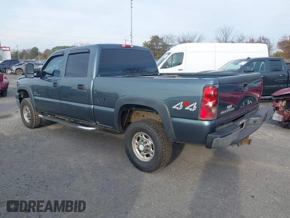 ✅ 2007 Chevrolet Silverado 2500HD LT1 • VIN: 1GCHK23D17F104544 • Лот: 43536939. Опубликован ранее на IAAI с пробегом 256 950 миль. Бесплатный доступ к архиву аукционных продаж из США и подробный отчёт об истории автомобиля на DreamBid. Изображение 3.