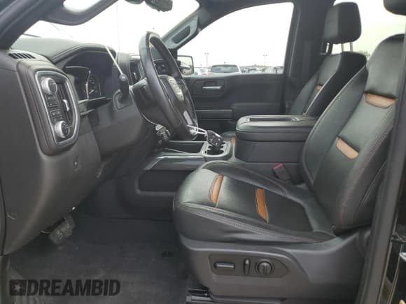 ✅ 2020 GMC Sierra 1500 • VIN: MVIN390304IND • Лот: 56961985. Опубликован ранее на Copart с пробегом 97 425 миль. Бесплатный доступ к архиву аукционных продаж из США и подробный отчёт об истории автомобиля на DreamBid. Изображение 7.