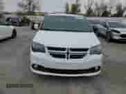 2019 Dodge Grand Caravan GT z VIN 2C4RDGEG1KR663211, wystawiony jako Copart lot #90214325 z przebiegiem 188 771 mil mil oraz Czysty tytuł • Clean title. Historia ofert i sprzedaży dostępna na DreamBid. Obrazek 5.