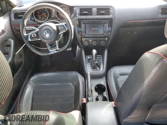 ✅ 2015 Volkswagen Jetta GLI SE • VIN: 3VW4T7AJ9FM268668 • Lot: 92908605. Listed on Copart with 221,641 mi. Free auction sales archive from the USA and detailed vehicle history report at DreamBid. Image 8.