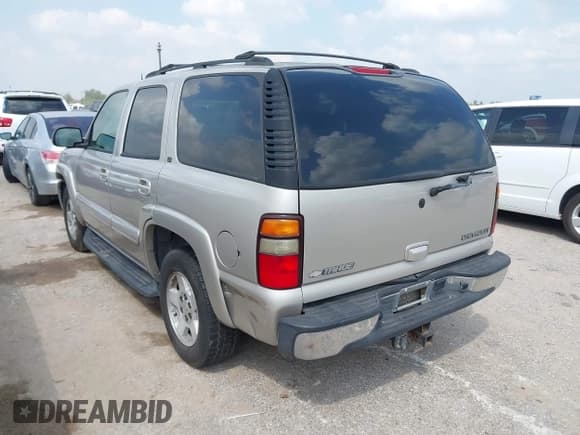 ✅ 2004 Chevrolet Tahoe LS • VIN: 1GNEC13Z04R193675 • Lot: 43256950. Listed on IAAI with 261,481 mi. Free auction sales archive from the USA and detailed vehicle history report at DreamBid. Image 3.