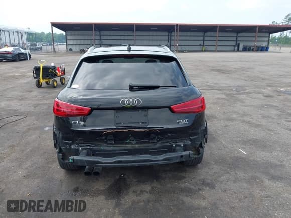 ✅ 2017 Audi Q3 Prestige • VIN: WA1GCCFS9HR005523 • Lot: 42573661. Listed on IAAI with 128,154 mi. Free auction sales archive from the USA and detailed vehicle history report at DreamBid. Image 17.