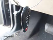 ✅ 2012 Dodge Grand Caravan SXT • VIN: 2C4RDGCG6CR310337 • Lot: 43245893. Wystawiony na IAAI z przebiegiem 219 844 mil. Bezpłatny archiwum sprzedaży aukcyjnych z USA i szczegółowy raport historii pojazdu na DreamBid. Zdjęcie 11.