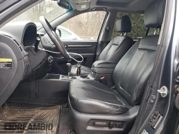 ✅ 2009 Hyundai Santa Fe Limited • VIN: 5NMSH73E59H263146 • Lot: 80391114. Listed on Copart with 113,506 mi. Free auction sales archive from the USA and detailed vehicle history report at DreamBid. Image 7.